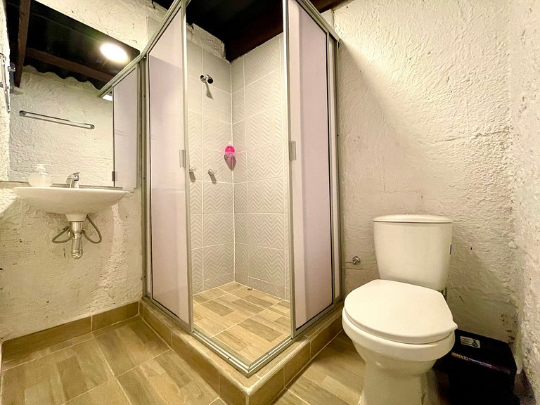 Apartamento privado Hotel Bogotá Smart TV WiFi cocina baño