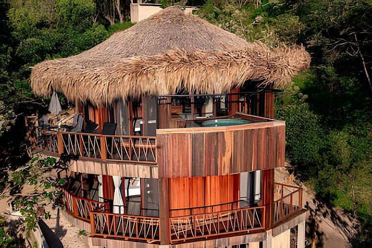 Hotel mágico: Tu Aventura Tayrona / Sierra Nevada