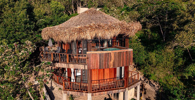 Hotel mágico: Tu Aventura Tayrona / Sierra Nevada