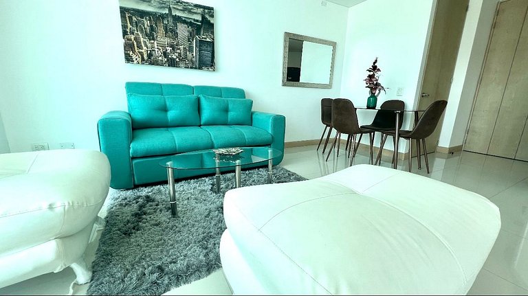 Luxury Apartamento Hilton WI-FI, TV, Piscina y Gym